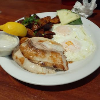 Big City Diner - Mahi mahi with eggs and potatoes - Diners Near Me - Kaneohe, Hawaii Big City Diner - Mahi mahi with eggs and potatoes - Diners Near Me - Kaneohe, Hawaii