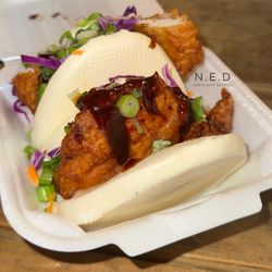 Bangkok 96 Street Food - Fried Chicken Bao Buns