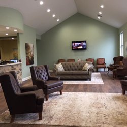 Daniel Simon, DMD - Simon Dentistry's beautiful, comfortable lobby.