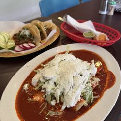 Chicken fajita in red sauce