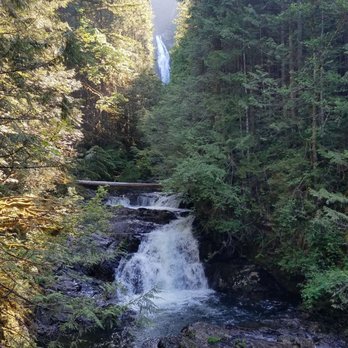 Wallace Falls State Park - Middle falls - Parks Near Me - Gold Bar, Washington Wallace Falls State Park - Middle falls - Parks Near Me - Gold Bar, Washington