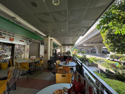 Outram Park Ya Hua Rou Gu Cha by null