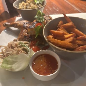 Busaba Westfield London - Half of chicken dinner - Thai Near Me - London, XGL Busaba Westfield London - Half of chicken dinner - Thai Near Me - London, XGL