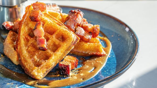 OEB Breakfast Co. by null