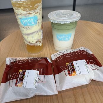 SunTea - My drinks with two dorayakis - Bubble Tea Near Me - Los Angeles, California