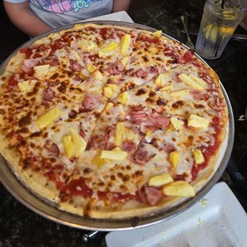 Jonathan's Grille - 12 inch Hawaiian Pizza - American Near Me - Mount Juliet, Tennessee Jonathan's Grille - 12 inch Hawaiian Pizza - American Near Me - Mount Juliet, Tennessee