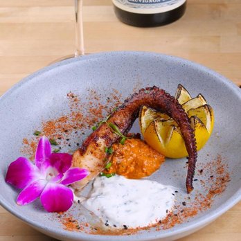 Arigatai Sushi - Japanese Near Me - North Miami, Florida