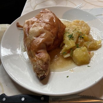 Algóra - The cochinillo. Fell off the bone!! - Spanish Near Me - El Escorial, M