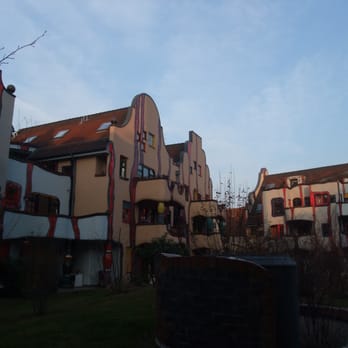 Hundertwasser Wohnhaus - Apartments Near Me - Plochingen, BW