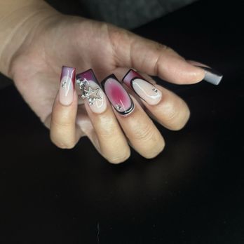 Herbal Nails & Spa - Long Beach - Nail Salons Near Me - Long Beach, California