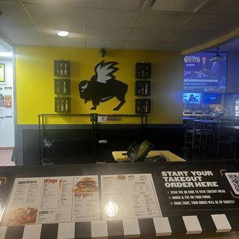 Buffalo Wild Wings - Chicken Wings Near Me - Casselberry, Florida Buffalo Wild Wings - Chicken Wings Near Me - Casselberry, Florida