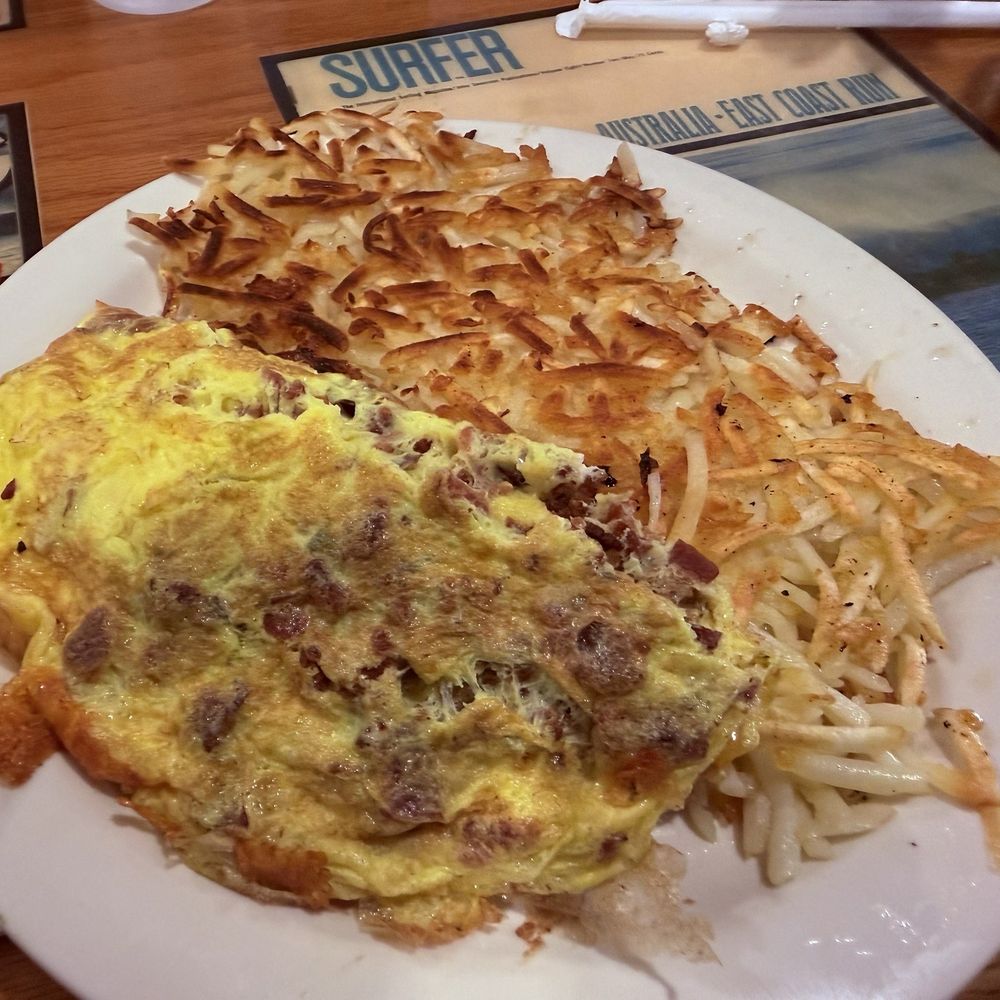 Beach Break Cafe - Avocado Bacon and Cheese Omelette with crispy hash browns - Breakfast & Brunch Near Me - Oceanside, California Beach Break Cafe - Avocado Bacon and Cheese Omelette with crispy hash browns - Breakfast & Brunch Near Me - Oceanside, California