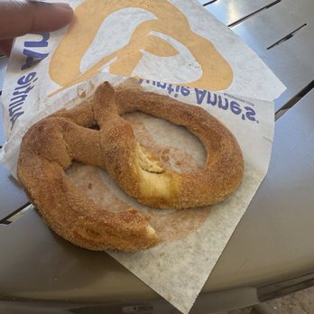 Auntie Anne's - Cinnamon sugar pretzel - Pretzels Near Me - Simpsonville, Kentucky Auntie Anne's - Cinnamon sugar pretzel - Pretzels Near Me - Simpsonville, Kentucky