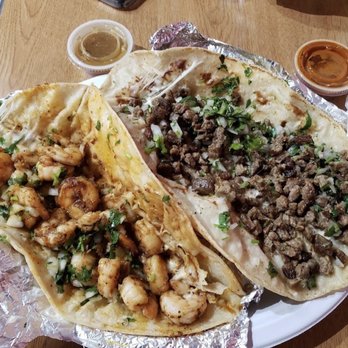 El Comal - Huaraches - Mexican Near Me - Rockdale, Illinois