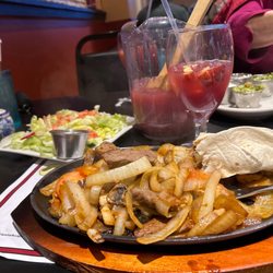 Fiesta Acapulco - Beef Fajitas!