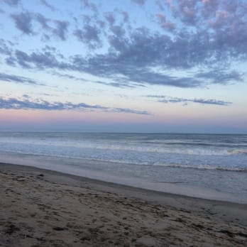 Misquamicut Beach - Beaches Near Me - Westerly, Rhode Island