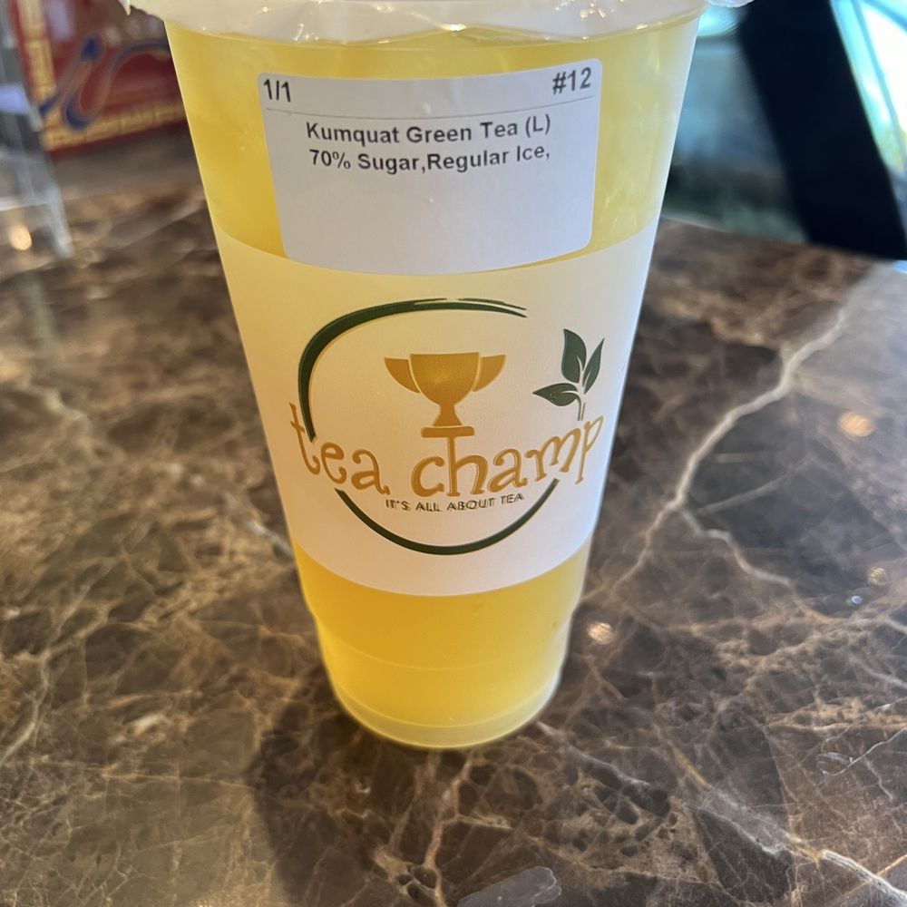 Large ice kumquat green tea Large ice kumquat green tea