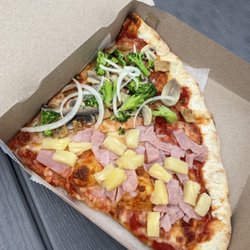 Pizza the Rock - Veggie slice and Hawaiian slice