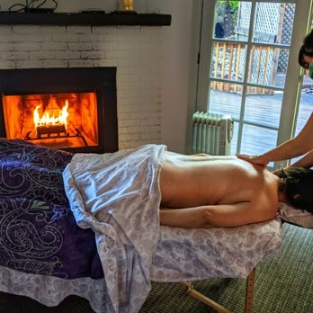 Elevate Mobile Massage - I bring everything needed for a relaxing, enjoyable experience (except the fire!) - Massage Therapy Near Me Elevate Mobile Massage - I bring everything needed for a relaxing, enjoyable experience (except the fire!) - Massage Therapy Near Me