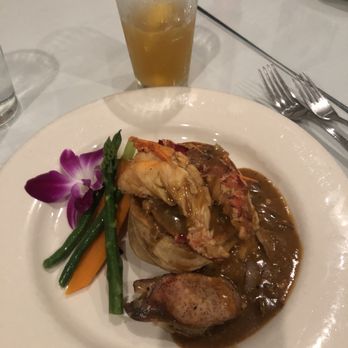 CF Food Kitchen - Lobster en croute - New American Near Me - Granada Hills, California CF Food Kitchen - Lobster en croute - New American Near Me - Granada Hills, California