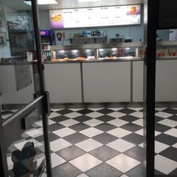 Fishy Business - Excellently prepared friendly servica