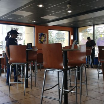 Taco Bell - Mia and Jeremy.. A large party just left and promptly cleaned off the tables and wiped everything down spotless dining room - Fast Food Near Me - Darien, Illinois Taco Bell - Mia and Jeremy.. A large party just left and promptly cleaned off the tables and wiped everything down spotless dining room - Fast Food Near Me - Darien, Illinois