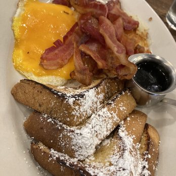 Ted's Bulletin 14th - French Toast - Breakfast & Brunch Near Me - Washington, DC, District of Columbia Ted's Bulletin 14th - French Toast - Breakfast & Brunch Near Me - Washington, DC, District of Columbia