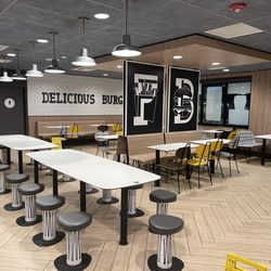 McDonald's - Dine in area