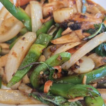 Basil Delight - Basil Seafood - Thai Near Me - Pleasanton, California