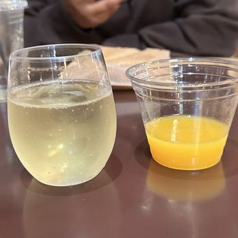 Simple Simon's Bakery & Bistro - 2cd visit mimosa - Bakeries Near Me - Riverside, California