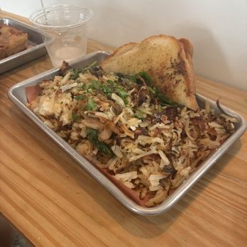 Daps Breakfast & Imbibe - Solid! Good portion! Added Hatch green chili! - Breakfast & Brunch Near Me - Charleston, South Carolina Daps Breakfast & Imbibe - Solid! Good portion! Added Hatch green chili! - Breakfast & Brunch Near Me - Charleston, South Carolina