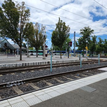 Beaverton Transit Center - Bus Stations Near Me - Beaverton, Oregon