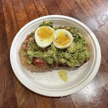 Avocado Toast - IG @bougiefoodieboi