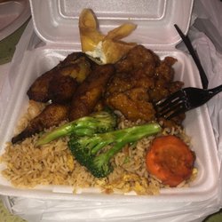 10/10 recommend this place! their food is hands down the best you'll ever have!