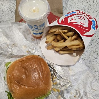 Wendy's - Krabby Patty Burger, Fries & Pineapple Under The Sea Frosty - Fast Food Near Me - Williston Park, New York Wendy's - Krabby Patty Burger, Fries & Pineapple Under The Sea Frosty - Fast Food Near Me - Williston Park, New York