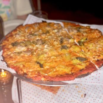 Zarella Pizzeria & Taverna - Vodka sauce pizza YES - Italian Near Me - Chicago, Illinois Zarella Pizzeria & Taverna - Vodka sauce pizza YES - Italian Near Me - Chicago, Illinois