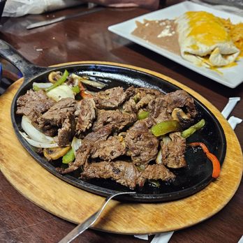 Dos Caminos Mexican Restaurant - Fajitas - Mexican Near Me - Nampa, Idaho Dos Caminos Mexican Restaurant - Fajitas - Mexican Near Me - Nampa, Idaho