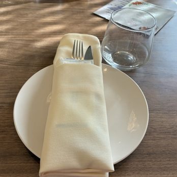 El Cielo - Tapas Bars Near Me - Honolulu, Hawaii