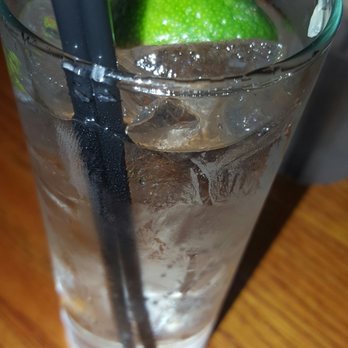 Keenan O'Reilly's - Gin in tonic. - Dive Bars Near Me - Chicago, Illinois