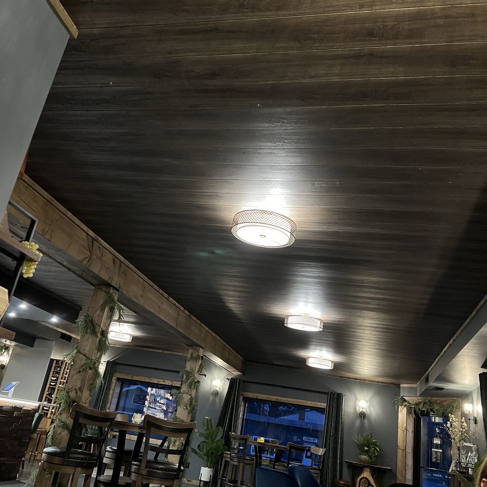 Barrel & Vine - Wine Bars Near Me - Hackensack, Minnesota