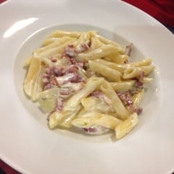 L'abbaye - Pennes carbonara version enfant.