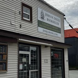 John W Doull Bookseller - Entrance