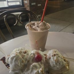 Banana Split With Cookies and Cream, Espresso, Pistachio and Chocolate Shake.