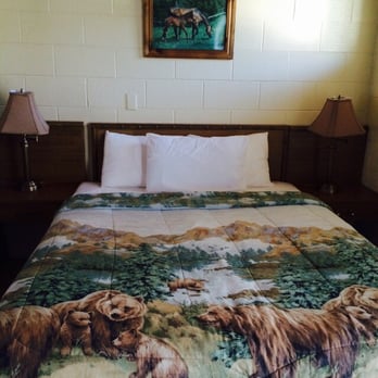 Sierra Lodge - Hotels Near Me - Three Rivers, California Sierra Lodge - Hotels Near Me - Three Rivers, California