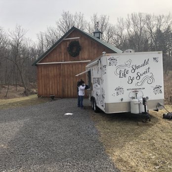 Kettle Ridge Farm - Order your pancakes here and have a seat in the building next to the truck - Farms Near Me - Victor, New York Kettle Ridge Farm - Order your pancakes here and have a seat in the building next to the truck - Farms Near Me - Victor, New York