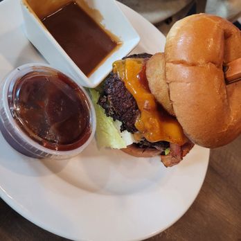Mama Lor’s Cafe - Lake Road - Smoke house burger - Breakfast & Brunch Near Me - Webster, New York Mama Lor’s Cafe - Lake Road - Smoke house burger - Breakfast & Brunch Near Me - Webster, New York