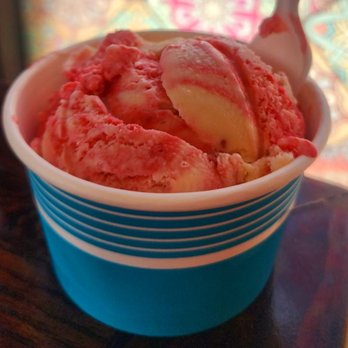 Cafe Karma - Strawberry Cheesecake Ice Cream - Coffee & Tea Near Me - South Padre Island, Texas