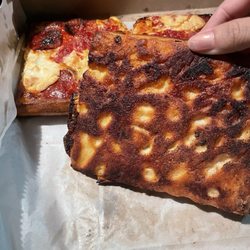 Dominick's Pizzeria