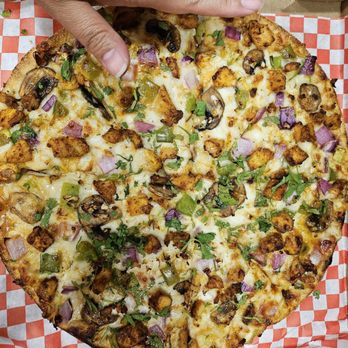 Pizza Twist - Chicken Tikka masala medium size pizza. On the smaller side, but worth it for the quality and taste! - Pizza Near Me - Riverside, California