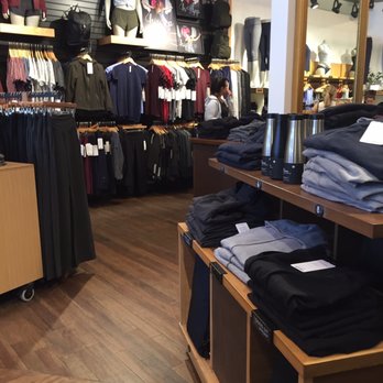 lululemon - Women's Clothing Near Me - Charleston, South Carolina lululemon - Women's Clothing Near Me - Charleston, South Carolina